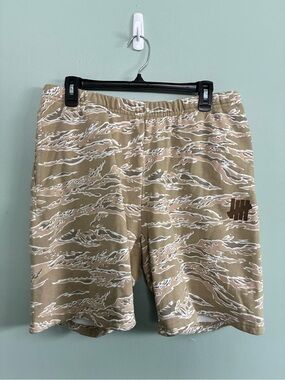 Undefeated Japan Tiger Desert Sand Camo Men’s Sweatshorts Sz L Military Inspired